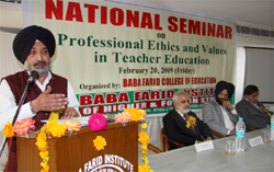 Dr Kulwinder Singh, HoD, Punjabi University, Patiala, addressing the seminar at Baba Farid College of Education in Bathinda 