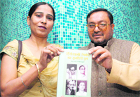 Theatre legend Dev Raj Ankur(R) and Dr Kulbir Kaur Virk on the release of her book Hindustani Rang Manch ka Sunehari Yug