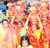 Devotees take part in the kalash yatra on the occasion of Maha Shivratri in Gurgaon