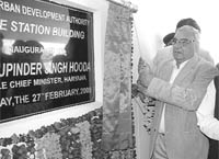 Haryana Chief Minister Bhupinder Singh Hooda inaugurates police station building in Panchkula on Friday.