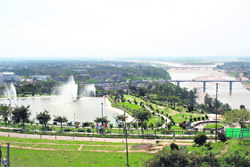 The Bagh-e-Bahu park near the Tawi in Jammu.