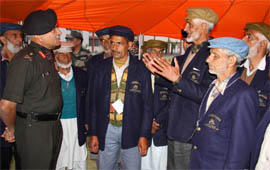 Lt Gen D.S. Chauhan, GOC 10 Corps, interacting with the senior citizens from J&K.