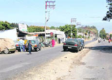  The Ballupur-Garhi Cantt Road.