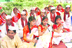 'Baithak' Holi being held in Dehradun