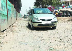 Commuters have a hard time passing through the GT Road in Amritsar