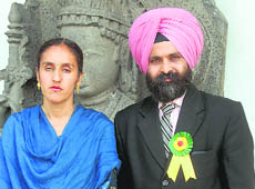 Rajwant Kaur Aasht (left) and Darshan Singh Aasht 