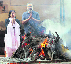 Parents of 19-year-old Aman Kachroo, who died after he was severely beaten up by his intoxicated seniors