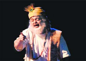 A mono act play on Kabir being staged at Tagore Theatre in Chandigarh