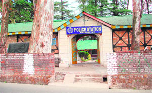 The building of Palampur police station, which was constructed by the British in 1919, is in bad shape. 