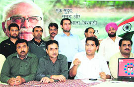 Members of the Bharatiya Janata Yuva Morcha address mediapersons in Ludhiana on Wednesday.