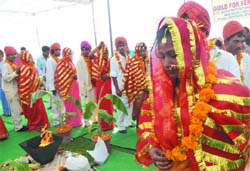 A group marriage ceremony organised by the Guild For Service in New Delhi