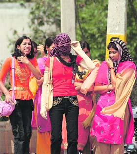 Geared up to face the sun in Jammu