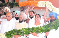 Lal Singh (2nd from left), president, working PPCC, along with senior Congress leaders after taking charge in Chandigarh on Sunday.