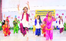 Students of Greenland Senior Secondary School celebrate the founder’s day and Baisakhi in Ludhiana