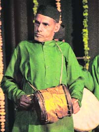Dasiya, the lone player of dak