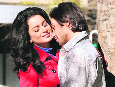 Kangana Ranaut with Adhyayan Suman in Raaz  The Mystery Continues
