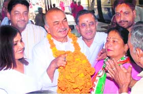 Union minister for power Sushil Kumar Shinde at an election rally in Haridwar