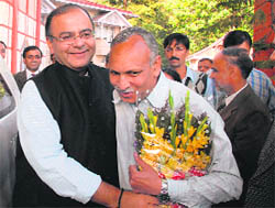 Senior BJP leader and former union minister Arun Jaitley (left) to deliver a lecture on the  Lok Sabha polls and challenges before the  nation at Shimla