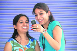 A recent research shows that 91 pc women are ready to divulge their cell numbers on a first meeting, and city girls are way ahead of metro cousins!