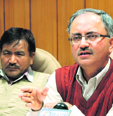 Anil Khachi, chief electoral officer of Himachal Pradesh, addressing the mediapersons at Shimla on Friday.
