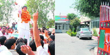 A jubilant Harish Rawat of the Congress showers flowers on his supporters after his win from the Haridwar seat; and (R) the deserted office of the Bharatiya Janata Party in Dehradun on Saturday.