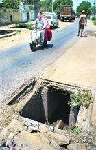 An open manhole at Gol Gujral in Jammu.
