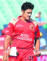 Anil Kumble will have to come up with something special to stop AB de Villiers