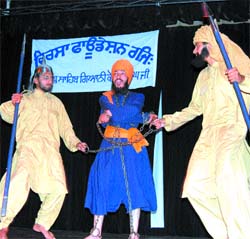  play, Keshgarh Da Vasta , being staged at Sri Guru Harkrishan Public School in Amritsar