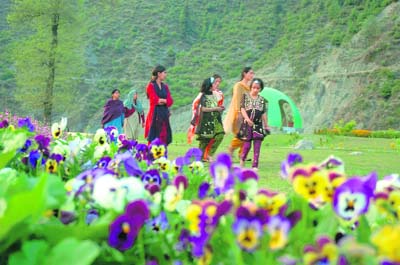 Visitors have fun in the Park Lakeview Resort, Gatha, in Bhaderwah
