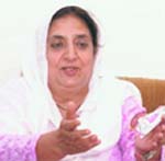 Former Chief Minister Rajinder Kaur Bhattal at Pasla village in Jalandhar 