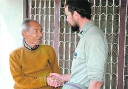Polish national Narcy Zsadton meets Trilok Singh, the son of the porter who saved his grandfathers life in an expedition to Nanda Devi in 1939.