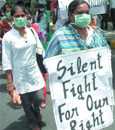 Medical graduates from foreign universities demand more transparency or abolition of screening tests that they have to take on their return to India.