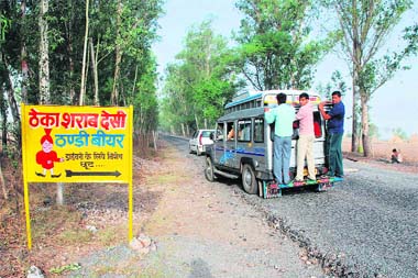 In violation of the norms, a vend in Gangatehri village on the Jind road offers liquor at a discount to drivers.