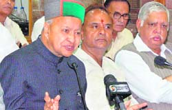 Union minister for steel Virbhadra Singh talking to the media at Shimla 