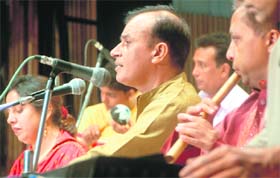 RD Kailey and Komal Chug during a Punjabi ghazal geet concert at Randhawa Auditorium in Sector 16, Chandigarh, on Sunday.
