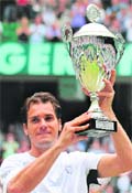 Tommy Haas with the trophy on Sunday. 