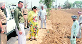 a file photo of then SDM Dr Indu, who got the land vacated from the farmers along the Ahmedgarh-Lohatdaddi road.