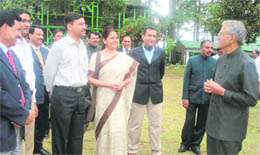 Governor BL Joshi interacts with IAS officers at the Lal Bahadur Shastri Academy of Administration in Mussoorie on Monday