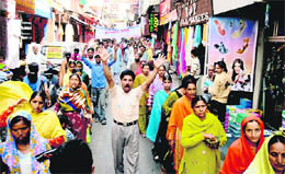 Doda migrants hold a protest in Jammu. 