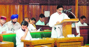 CM Nishank presents the annual budget in the state assembly in Dehradun