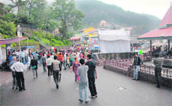 A private company organises an event on The Mall in Shimla using the public address system. 