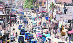 Vehicles make a beeline at Gandhi Road in Dehradun