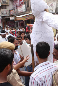 Activists of Dalit Samaj with an effigy of Haryana Chief Minister Bhupinder Singh Hooda during a protest near Sohana Chowk in Gurgaon on Monday.