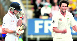 Ben Hilfenhaus celebrates the wicket of Paul Collingwood on Sunday.