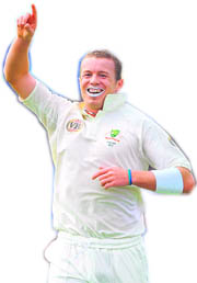 Peter Siddle celebrates the wicket of Andrew Strauss at Leeds 