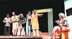 A scene from Jaat Hi Poocho Sadhu Ki staged during the Theatre Fest 09 in Dehradun