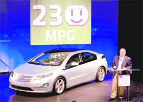 General Motors CEO Fritz Henderson announces the Chevrolet Volt extended-range electric vehicle in Warren, Michigan