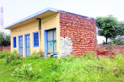 Plot allotted for various industries in Focal Point in Khamano lying vacant. 