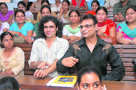 Imitiaz Ali (L) and Irshad Kamil at Panjab University