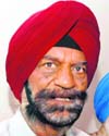 The grouse of the landowners is that the government is offering poor compensation  Col Makhan Singh (retd), patron, joint action committee